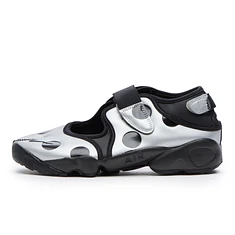 Nike - WMNS Air Rift Dot