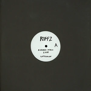 Riffz 180 - Slapthewall001