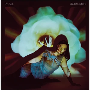 Liv East - Funksoulsex Lilac Vinyl Edition