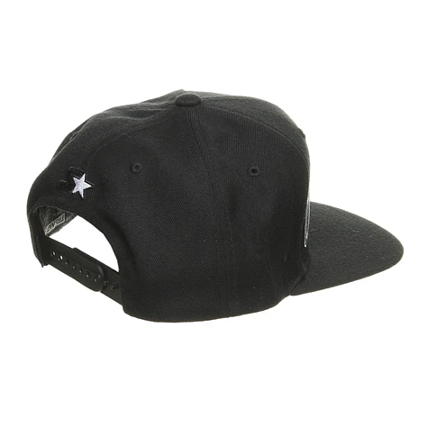 Undefeated - Arc Starter Ballcap