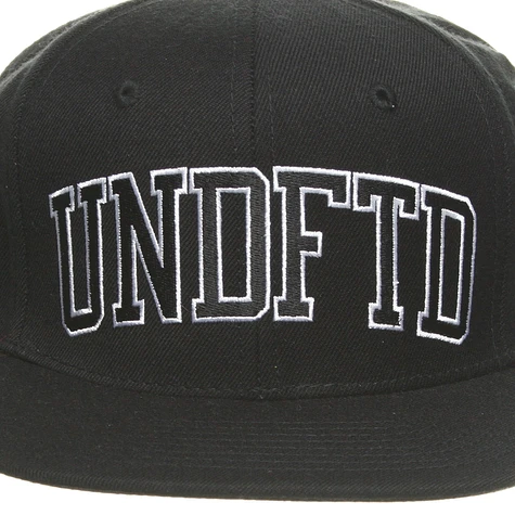 Undefeated - Arc Starter Ballcap