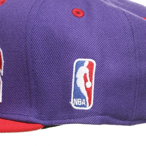 Mitchell & Ness - Toronto Raptors NBA 2 Tone Snapback Cap