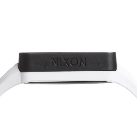 Nixon - Newton