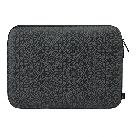 Incase x Shepard Fairey - Yen Pattern MacBook Protective Sleeve 15"