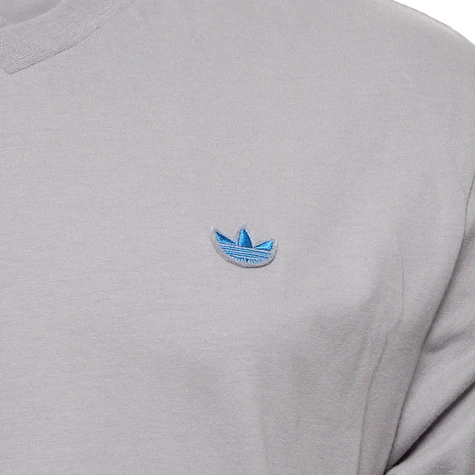 adidas - V-Neck T-Shirt