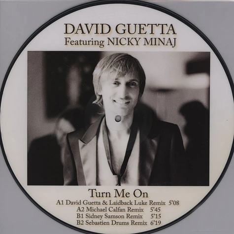 David Guetta - Turn Me On Feat. Nicky Minaj