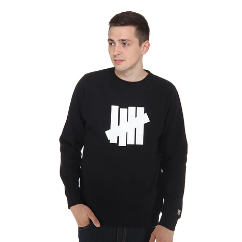 Undefeated - 5 Strike Sweater