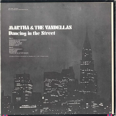 Martha Reeves & The Vandellas - Dancing In The Street!