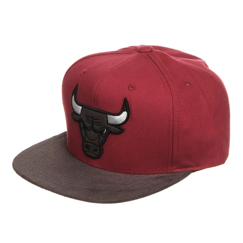 Mitchell & Ness - Chicago Bulls NBA Dark Agent Snapback Cap
