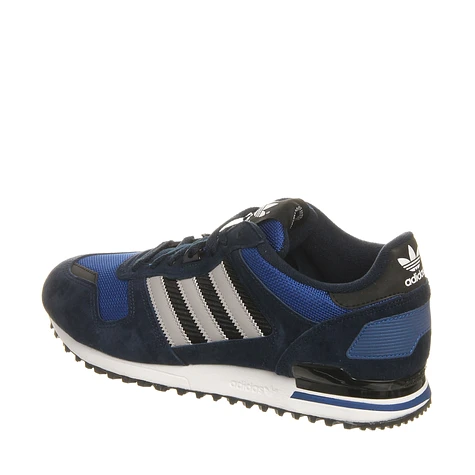 adidas - ZX 700