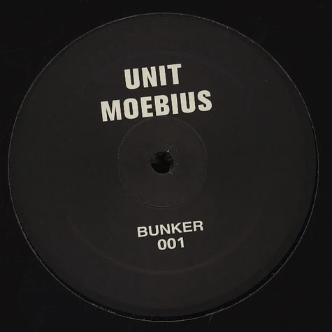 Unit Moebius - Untitled (B001)
