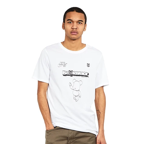 Nike SB - Dry T-Shirt "Medicom"