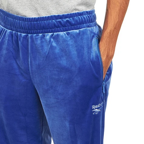 Reebok - Classic V Velour Pant