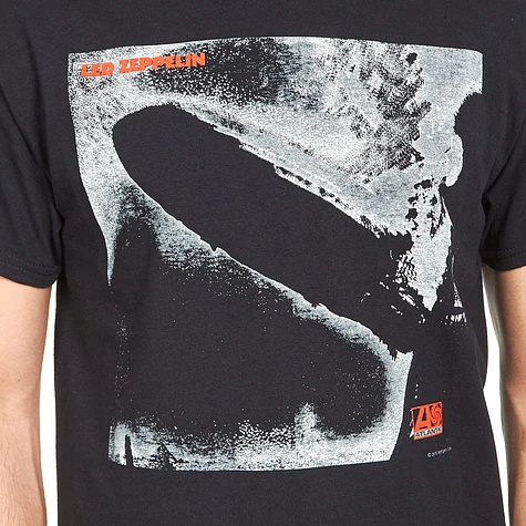 Led Zeppelin - 1 Remastered Cover T-Shirt