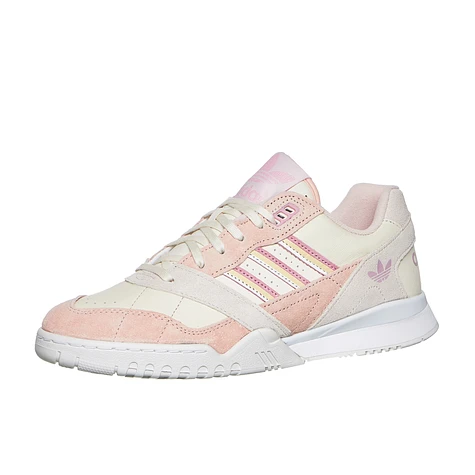 adidas - A.R. Trainer W