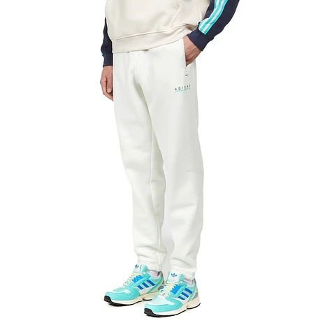 adidas - Sports Club Sweatpants