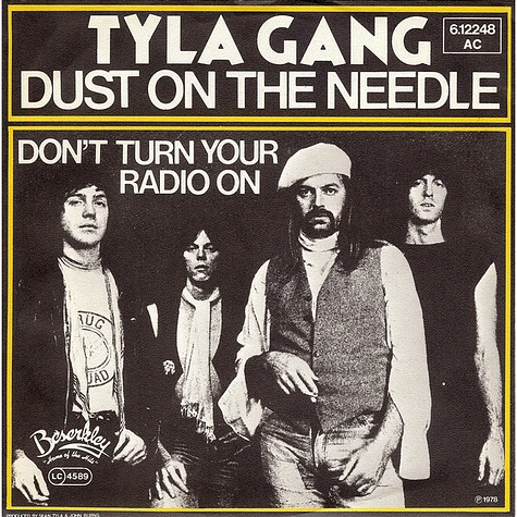 Tyla Gang - Dust On The Needle