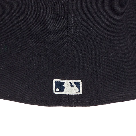 New Era - Varsity Pin 17197 Boston Red Sox Cap