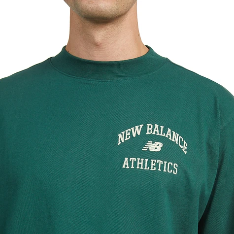 New Balance - Athletics Varsity Graphic Mock Longsleeve