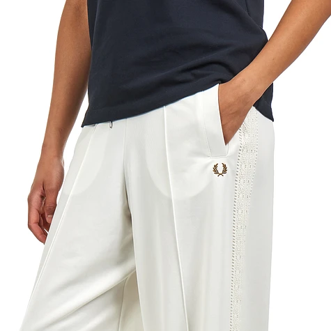 Fred Perry - Lace Tape Track Pants
