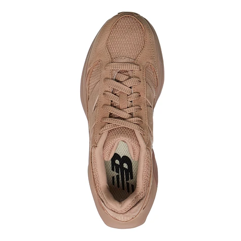 New Balance UWRPD FCB Flat Taupe Sparrow HHV