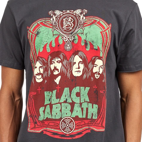 Black Sabbath - Flames T-Shirt