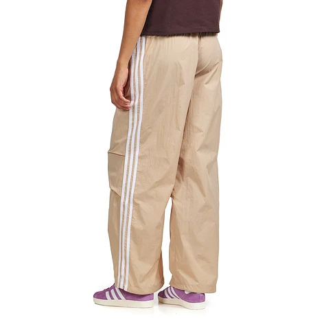 adidas - Adicolor 3 Stripe Parachute Pant