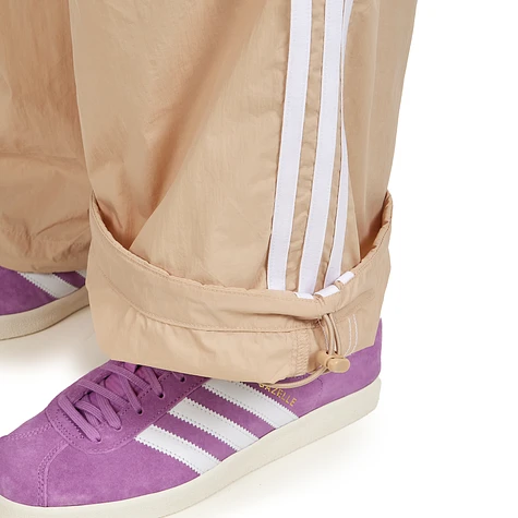 adidas - Adicolor 3 Stripe Parachute Pant