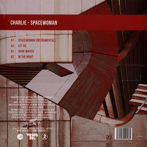 Charlie - Spacewoman