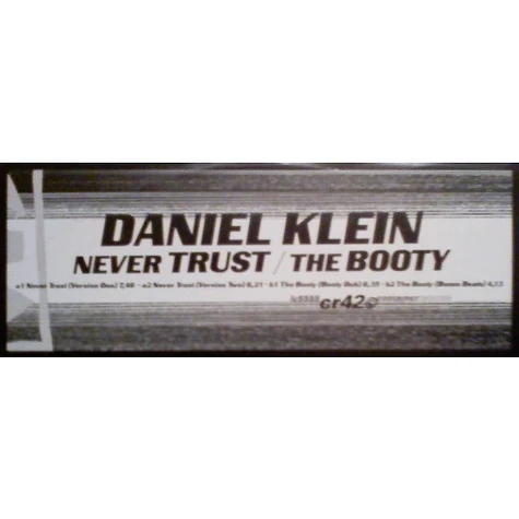 Daniel Klein - Never Trust / The Booty