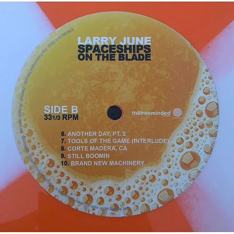 Larry June - Spaceships On The Blade