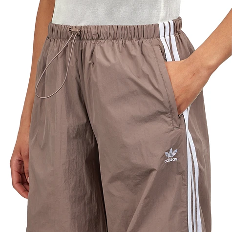 adidas - Adicolor 3-Stripe Parachute Pants