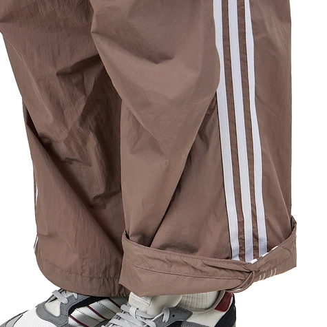 adidas - Adicolor 3 Stripe Parachute Pant