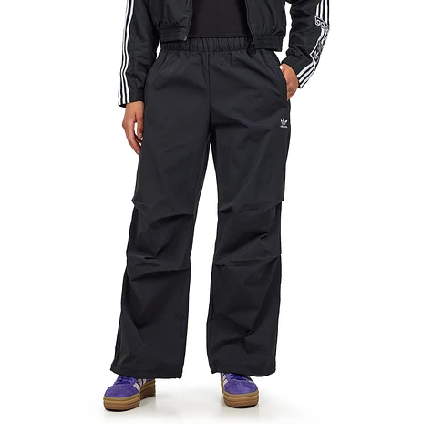 adidas - Essentials Ripstop Parachute Pants