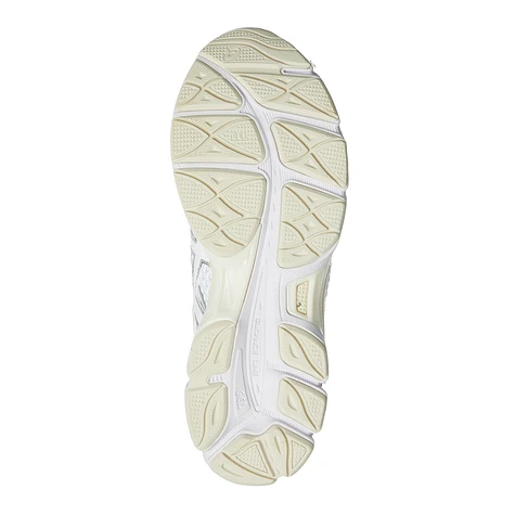 Asics - Gel-Cumulus 16