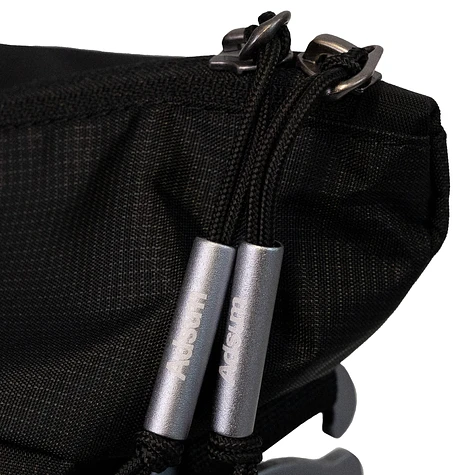 Adsum - Zip Tote