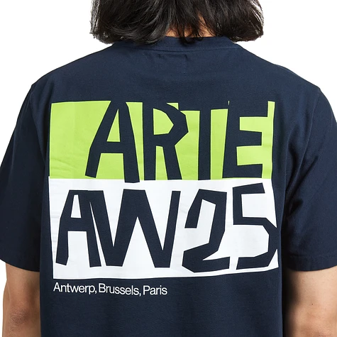 Arte Antwerp - Cut Out Print T-Shirt