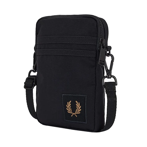 Fred Perry - Nylon Badge Small Side Bag