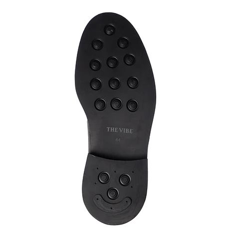 VINNY's - Officer Chelsea