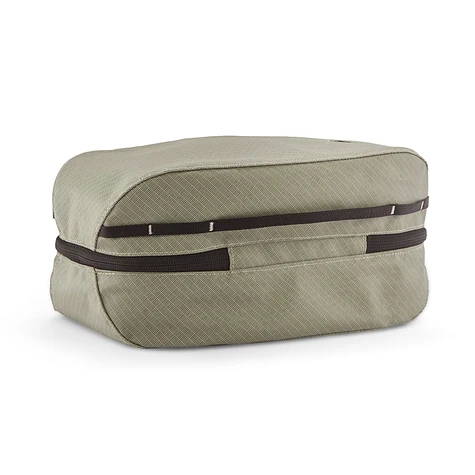 Patagonia - Black Hole Cube - Medium