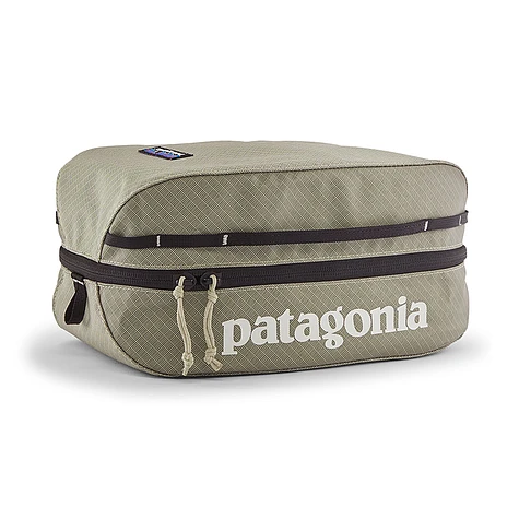 Patagonia - Black Hole Cube - Medium