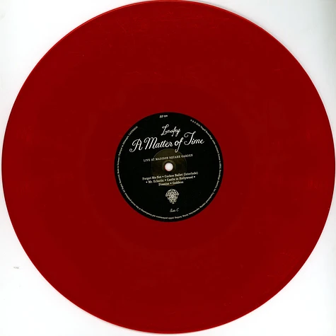 Laufey - A Matter Of Time: Live At Madison Square Garden Big Apple