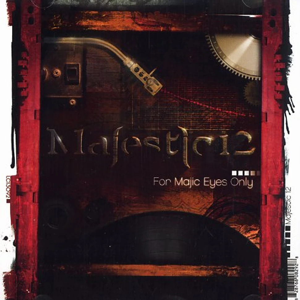 Majestic 12 - For magic eyes only