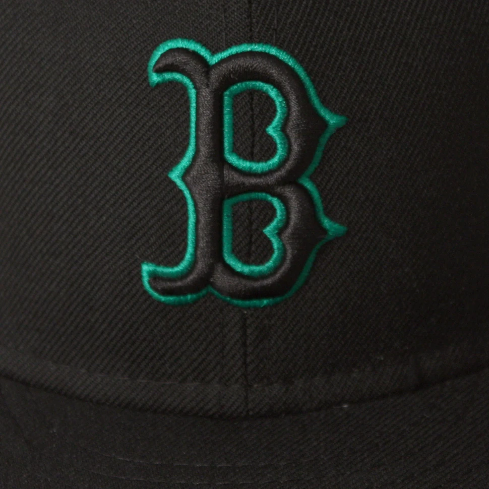 New Era - Boston Red Sox tonal outline cap