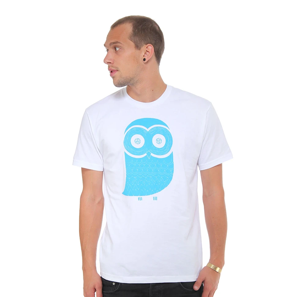 Ubiquity - Vinowl T-Shirt