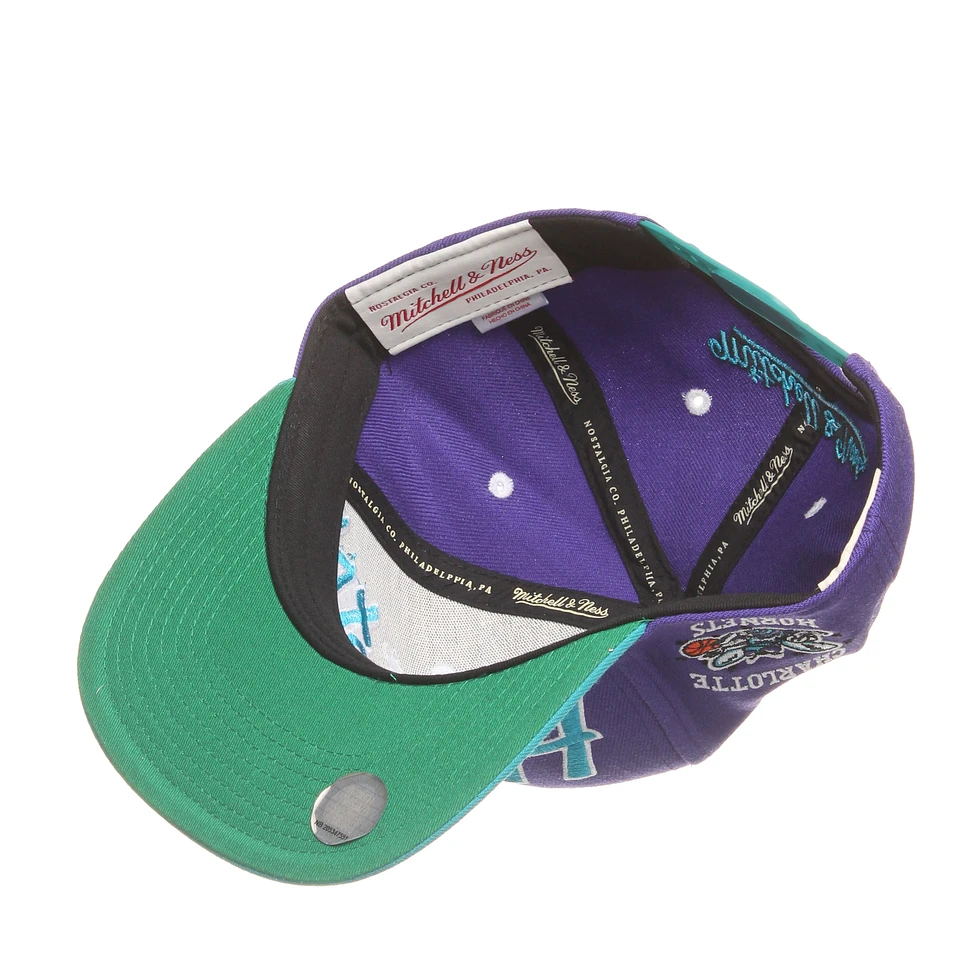 Mitchell & Ness - Charlotte Hornets NBA 2 Tone Script Snapback Cap