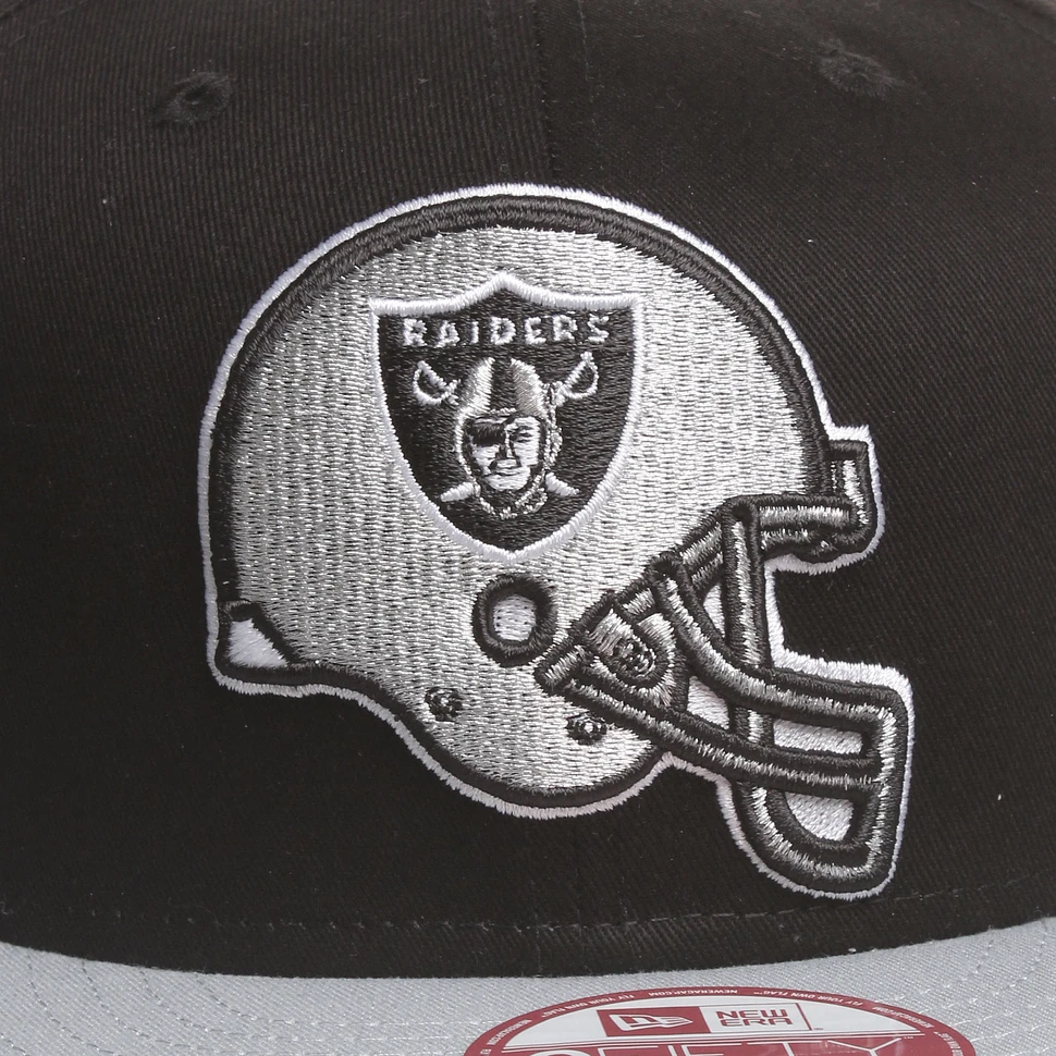 New Era - Oakland Raiders Goal Line Snapback Cap