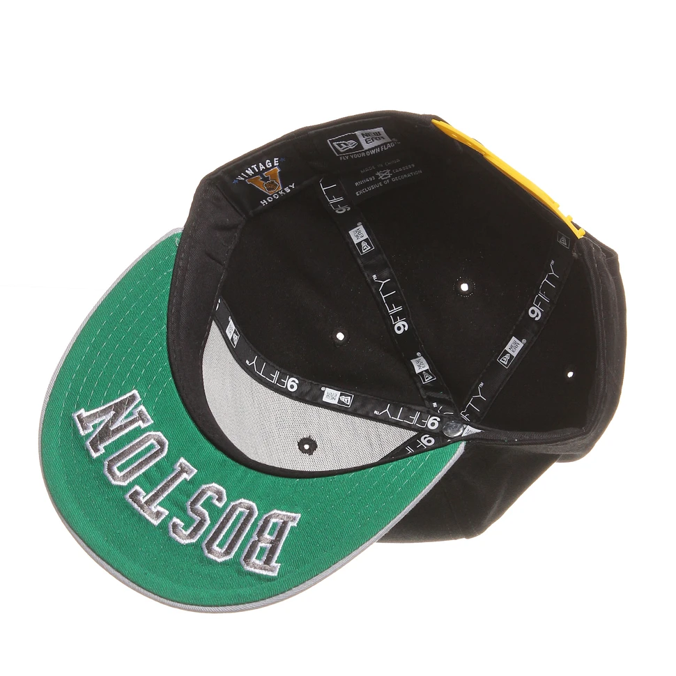 New Era - Boston Bruins Oversized Snapback Cap