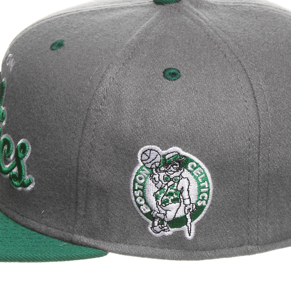 Mitchell & Ness - Boston Celtics NBA Melton Script Snapback Cap