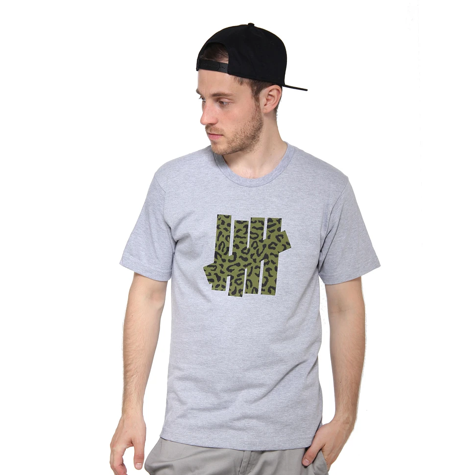Undefeated - Combat Strikes T-Shirt
